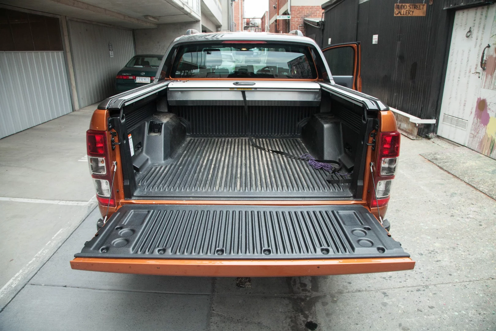 The tray on the Ford Ranger Wildtrak will hold 950 kg