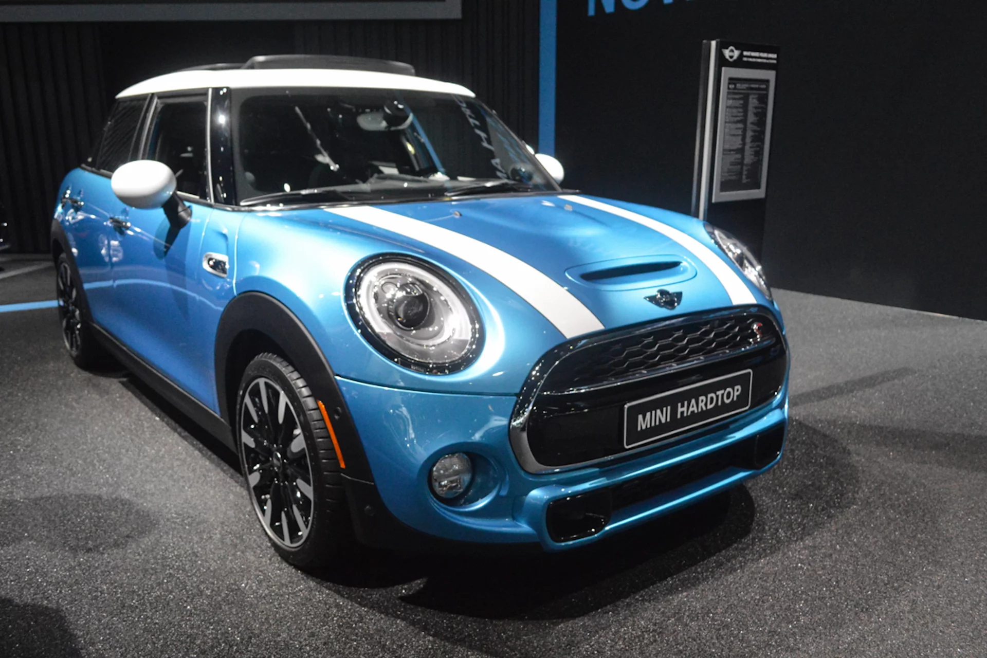 The new MINI Hardtop 4 Door makes its North American premiere (Photo: C.C. Weiss/Gizmag.com)