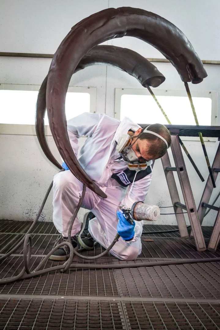 Layers of paint and varnish were added to the 3D-printed bones