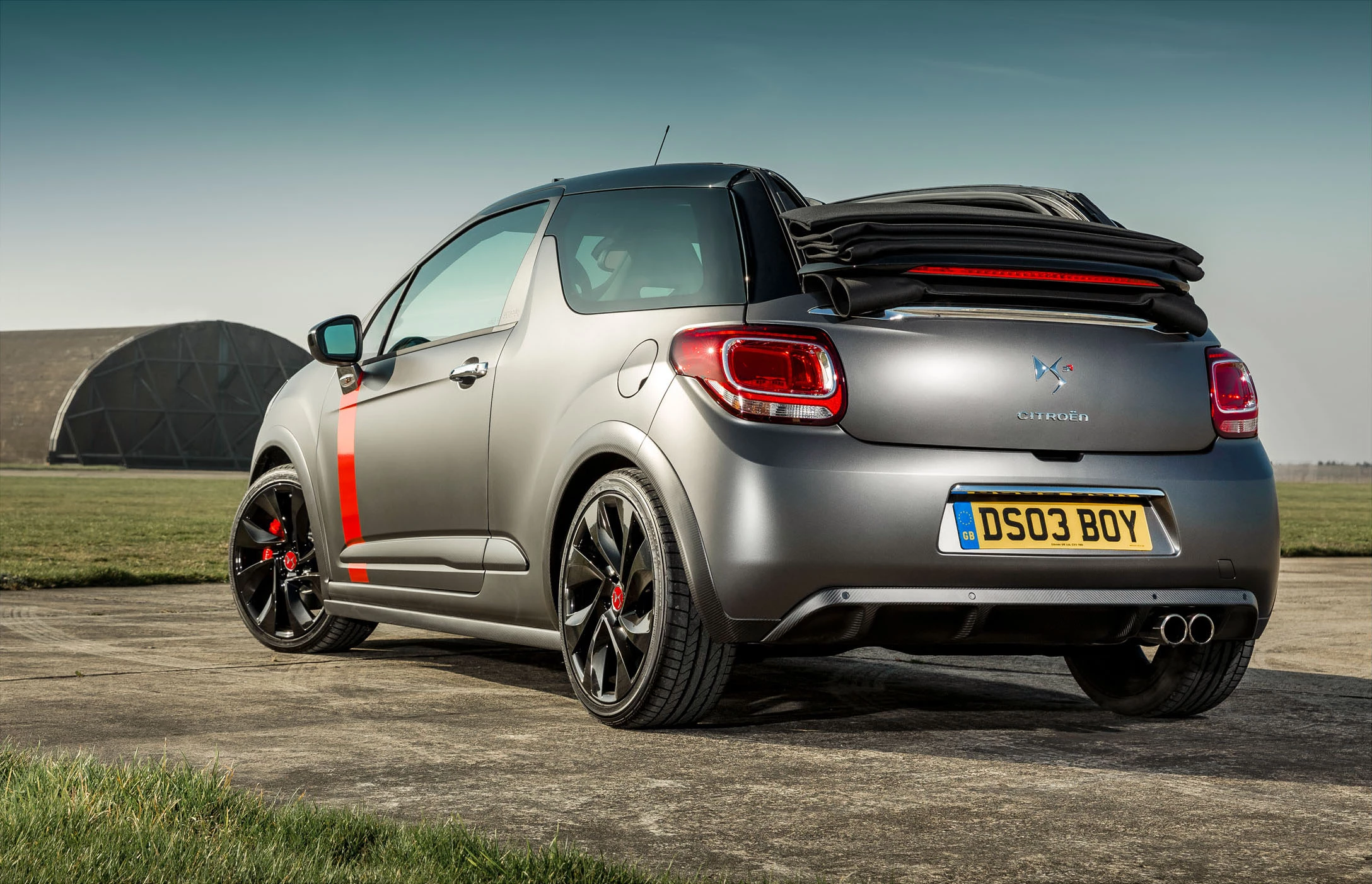 The Citroen DS3 Cabrio Racing