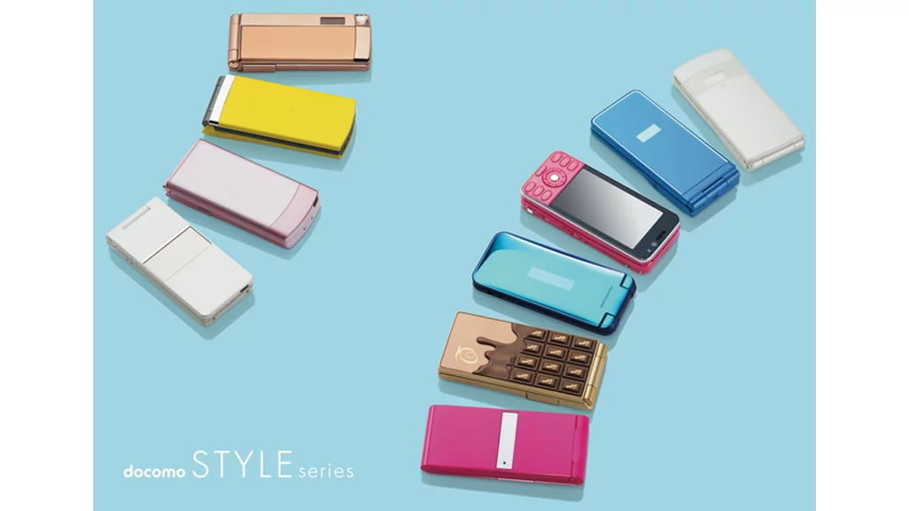NTT DoCoMo's new STYLE series mobile phones