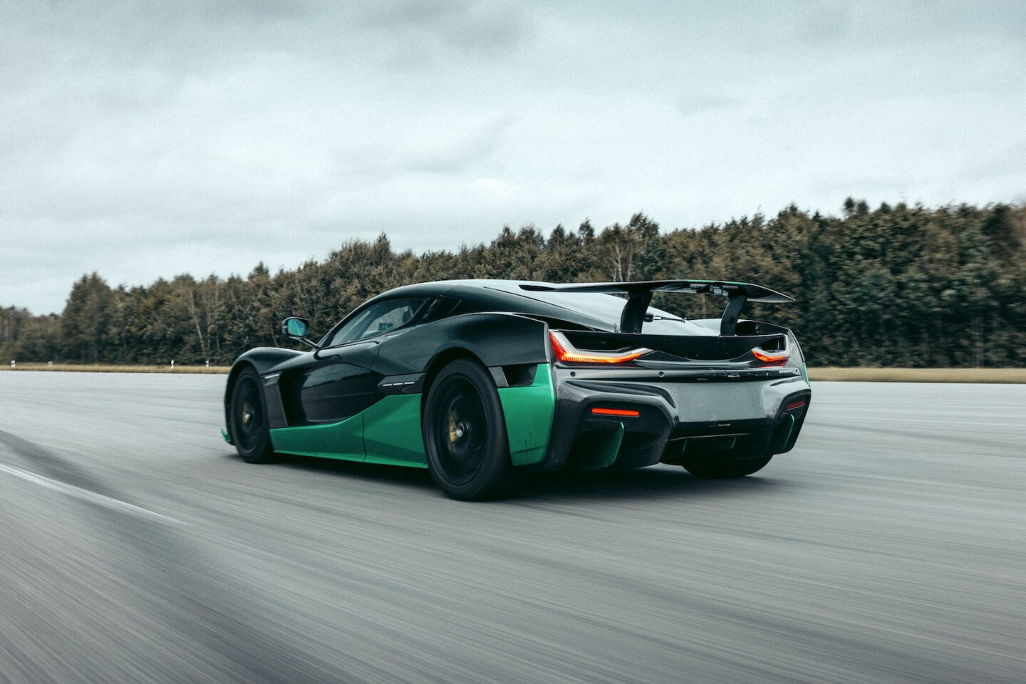 The Rimac Nevera achieves 171.34mph (275.74km/h) – in reverse – for a new world record