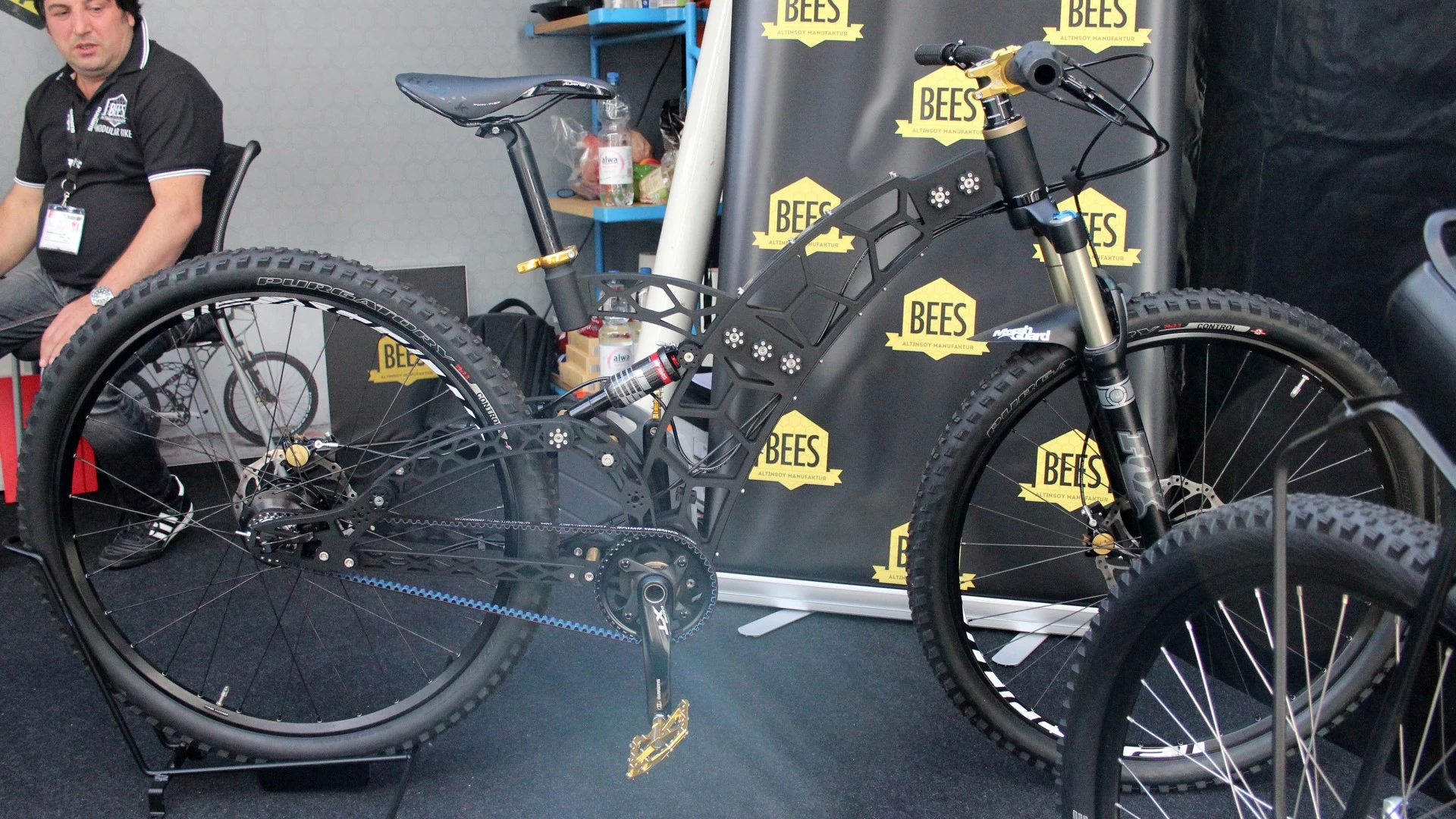 The Bees Bike at Eurobike 2015