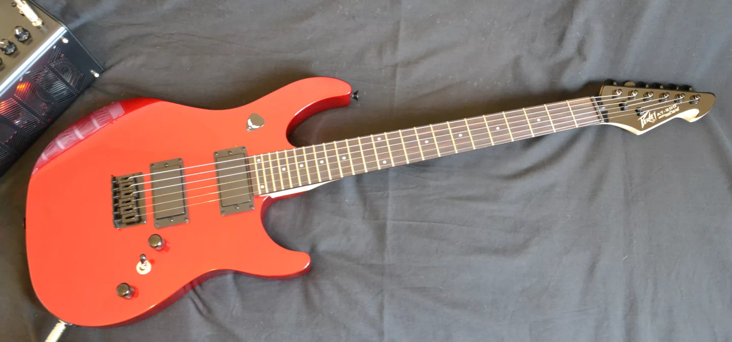 The AT-200 guitar from Peavey, featuring AutoTune for Guitar by Antares