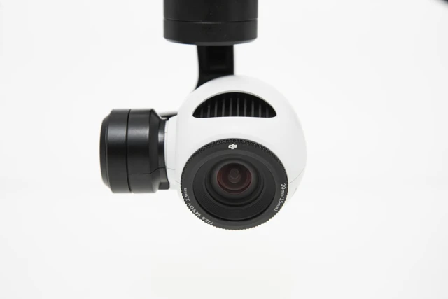The 4K/30fps video camera