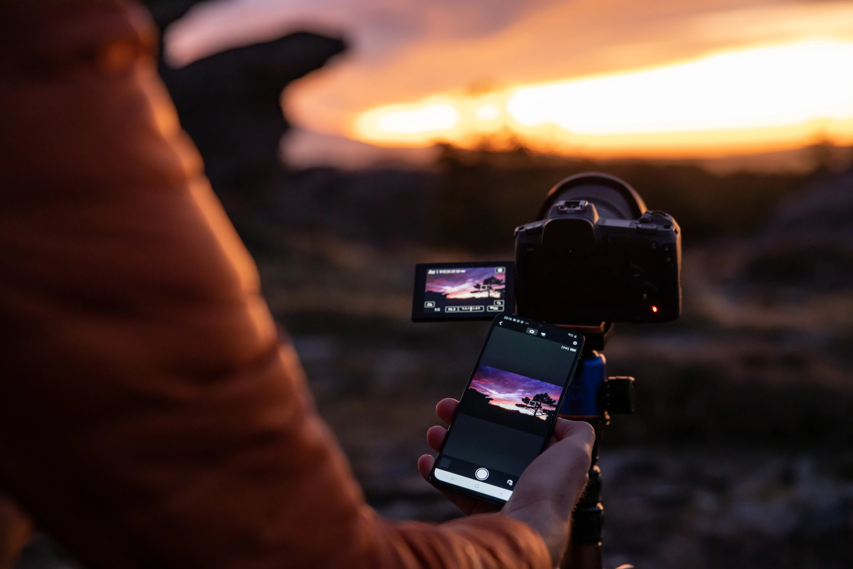 Bluetooth and Wi-Fi allow for remote operation and wireless data transfer