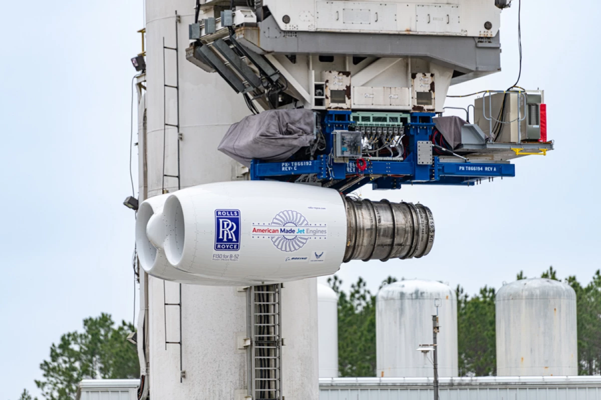 The F130 engines in dual-pod configuration