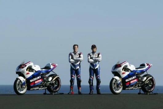 Kenny Roberts Junior, John Hopkins and the Suzuki GSV-R990 prototype racer. Hopkins could be a goer this year. Roberts has played a major role in the development of the machine in the pre-season.