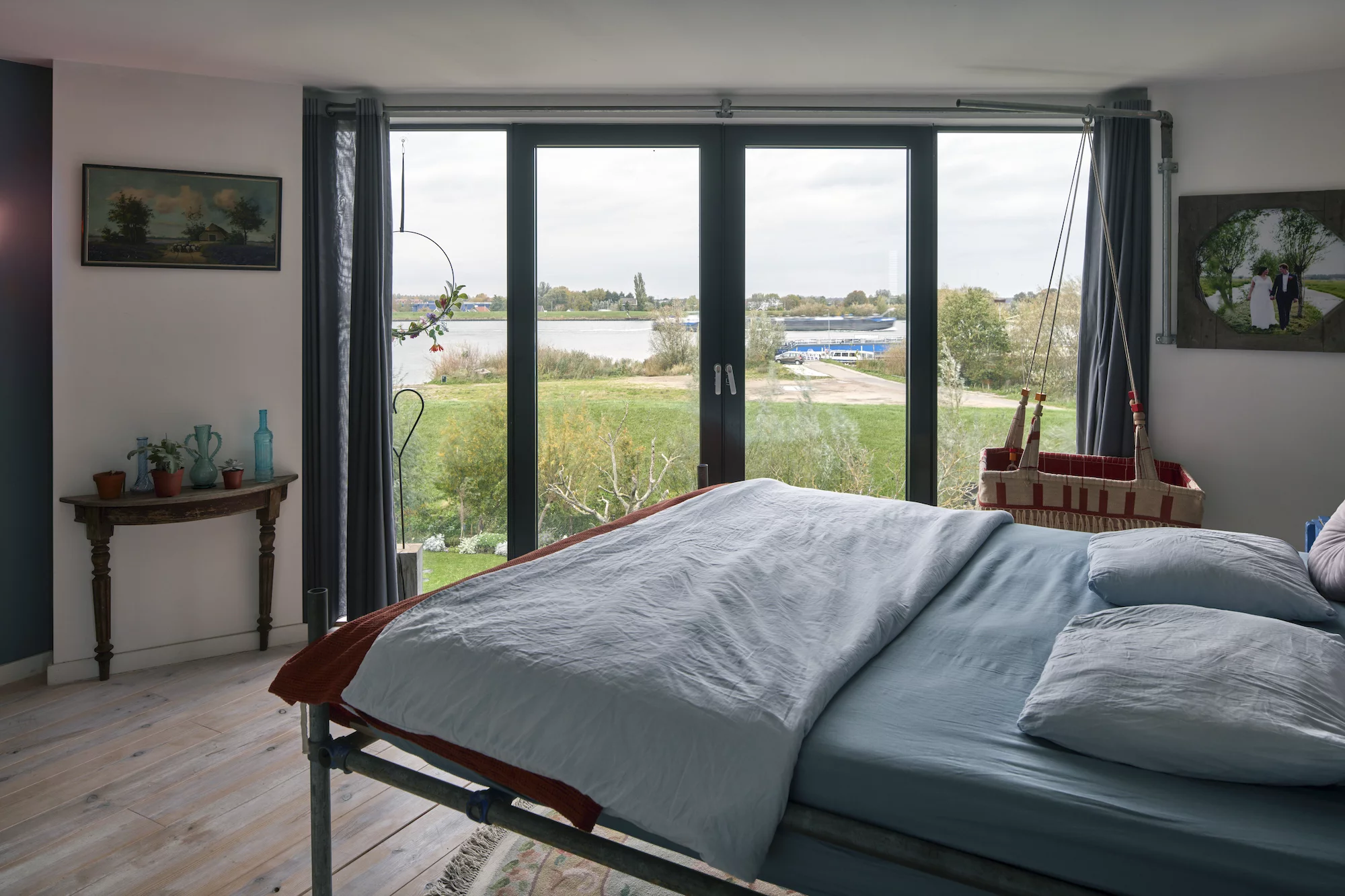 Transformation Watertower Nieuw Lekkerland's original three floors were transformed into six floors to make room for the families living there