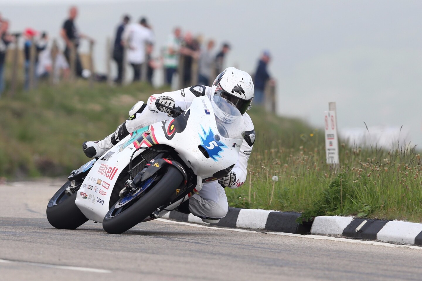 Bruce Anstey brought home another victory for Team Mugen at the 2016 TT Zero, aboard the Shinden Go