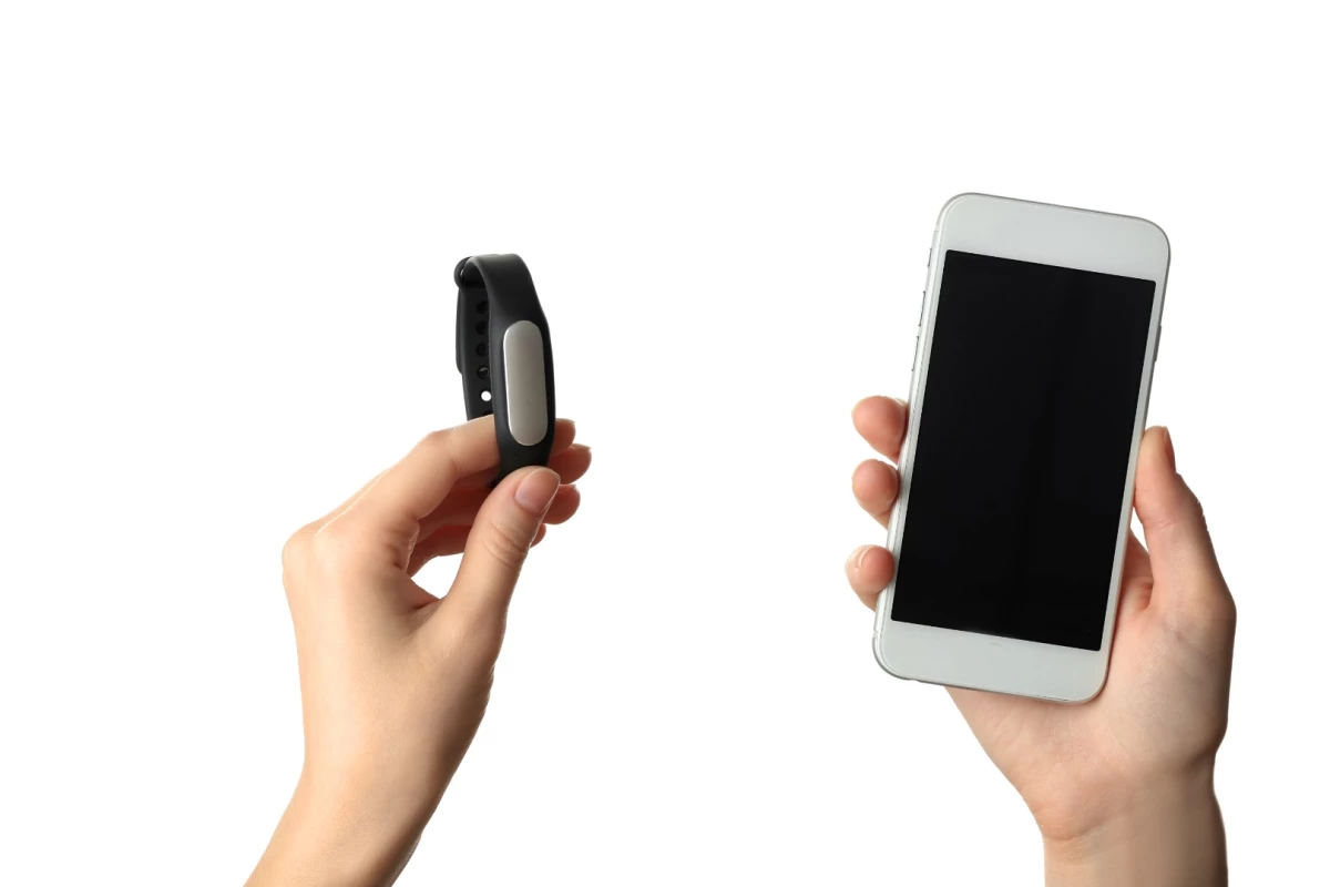 Based around a smartphone app, the system also utilizes fitness-tracking bracelets and locational beacons