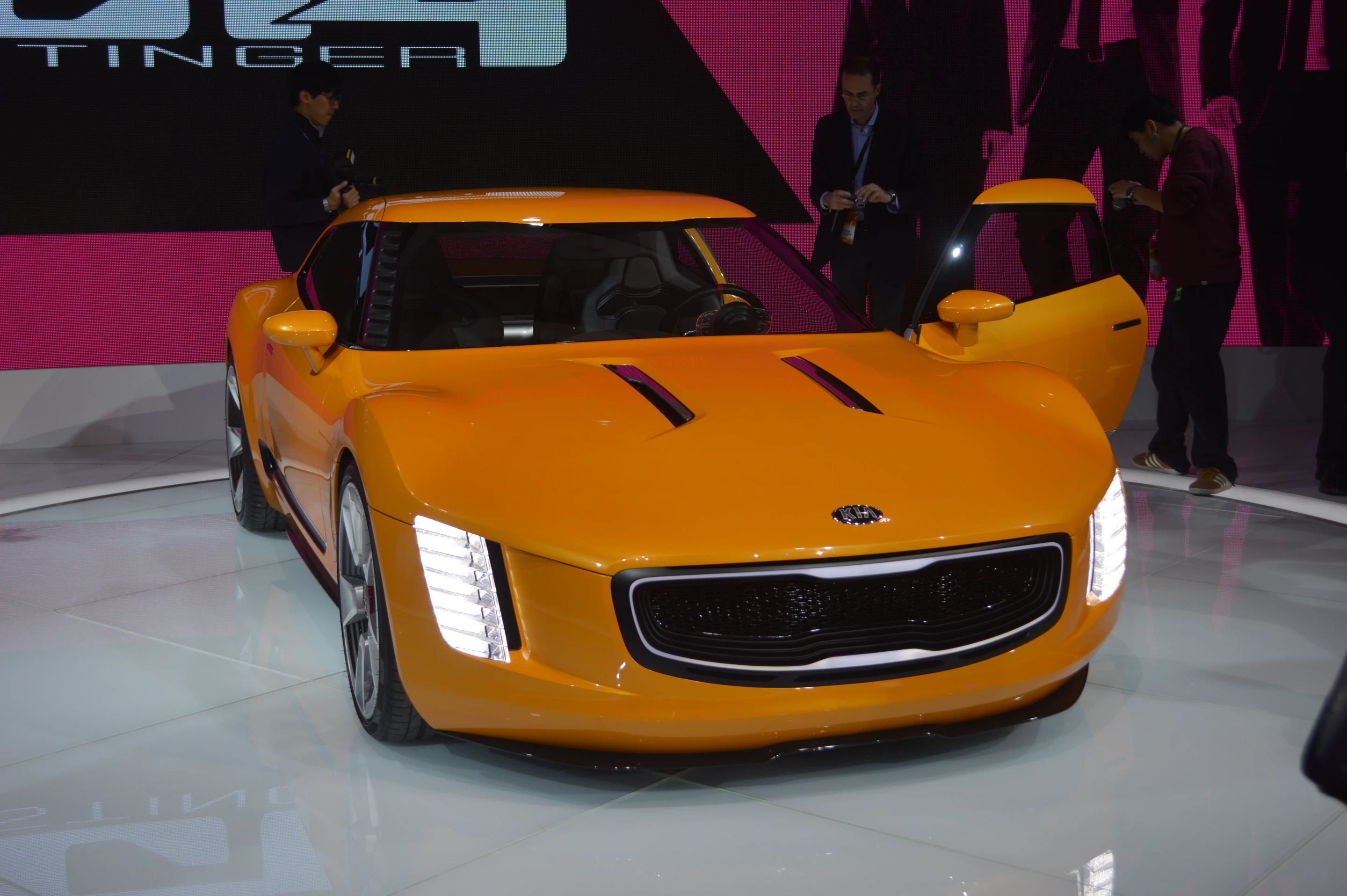The GT4 Stinger has vertical LED headlamps
