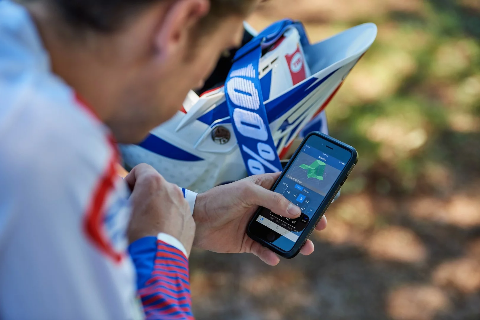 2018 Yamaha YZ450F: can be tuned using a smartphone app
