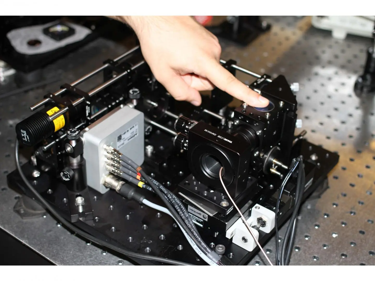 The prototype FF-OCT fingerprint scanner