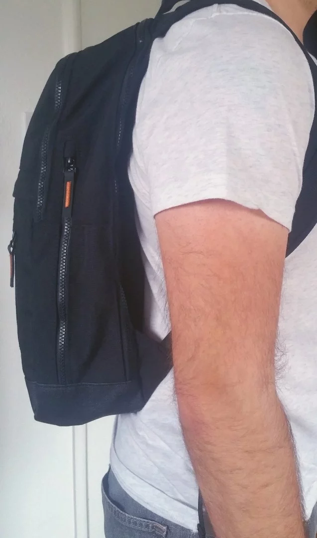 Even fully-loaded, the MOS Pack snugs close to the body for easy carrying