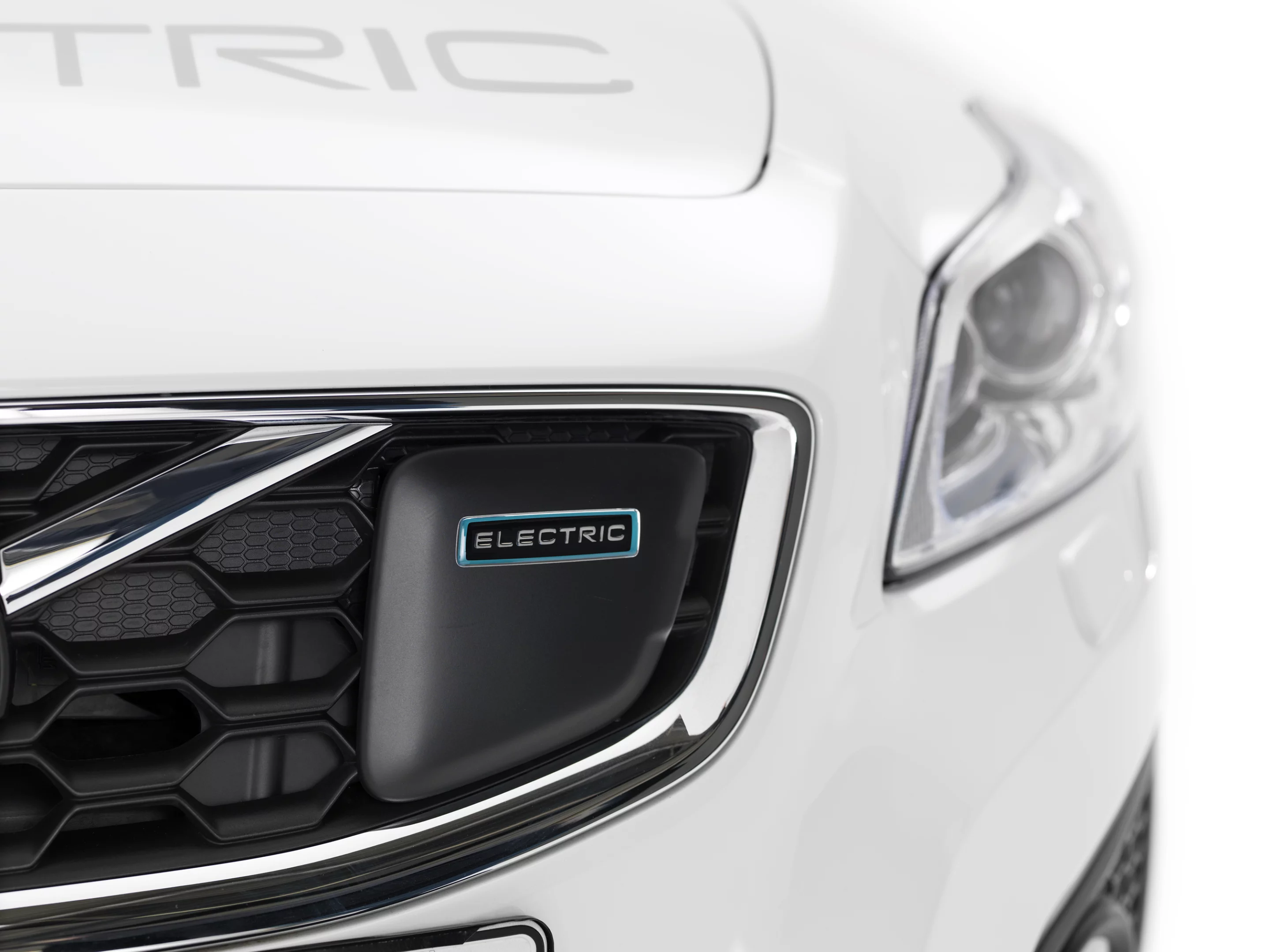 The electric badge on the charge port is the only way to pick the C30 electric from the crowd