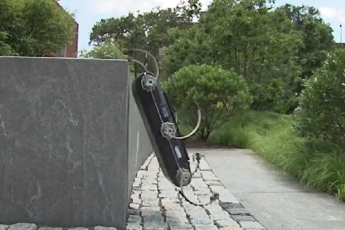 X-RHex-Light shows off its obstacle beating agility