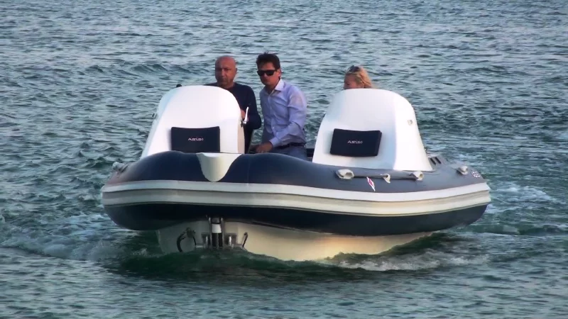 ASIS Boats' first amphibious craft to be powered by Sealegs is a 6.5 meter boat powered by a VOLVO V6 225HP engine and driven by a Hamilton Jet