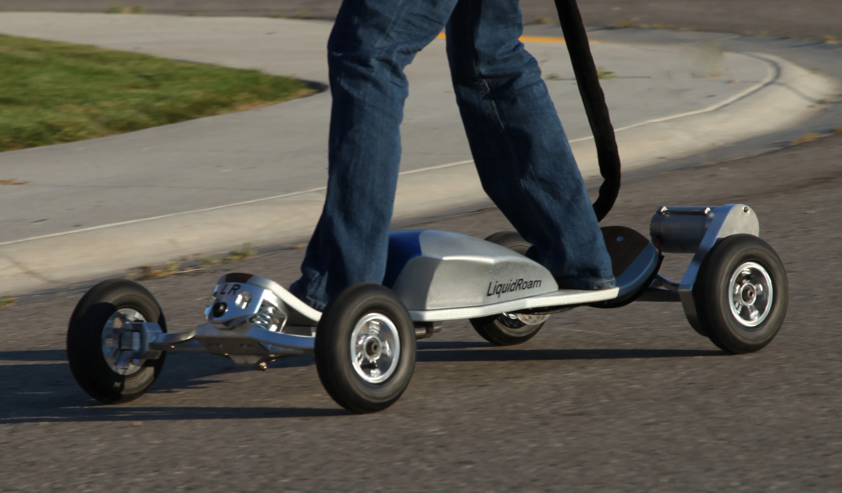 Described as insanely fun to ride and proven to be a head-turner whenever it has ventured into outdoors Boise, Idaho - the RoamBoard from LiquidRoam