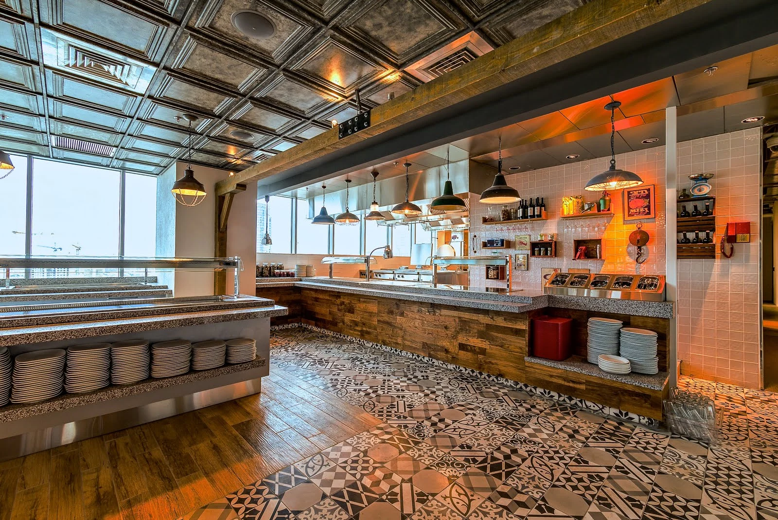 Google Tel Aviv features three distinct and fully equipped themed restaurants (Photo: Itay Sikolski)
