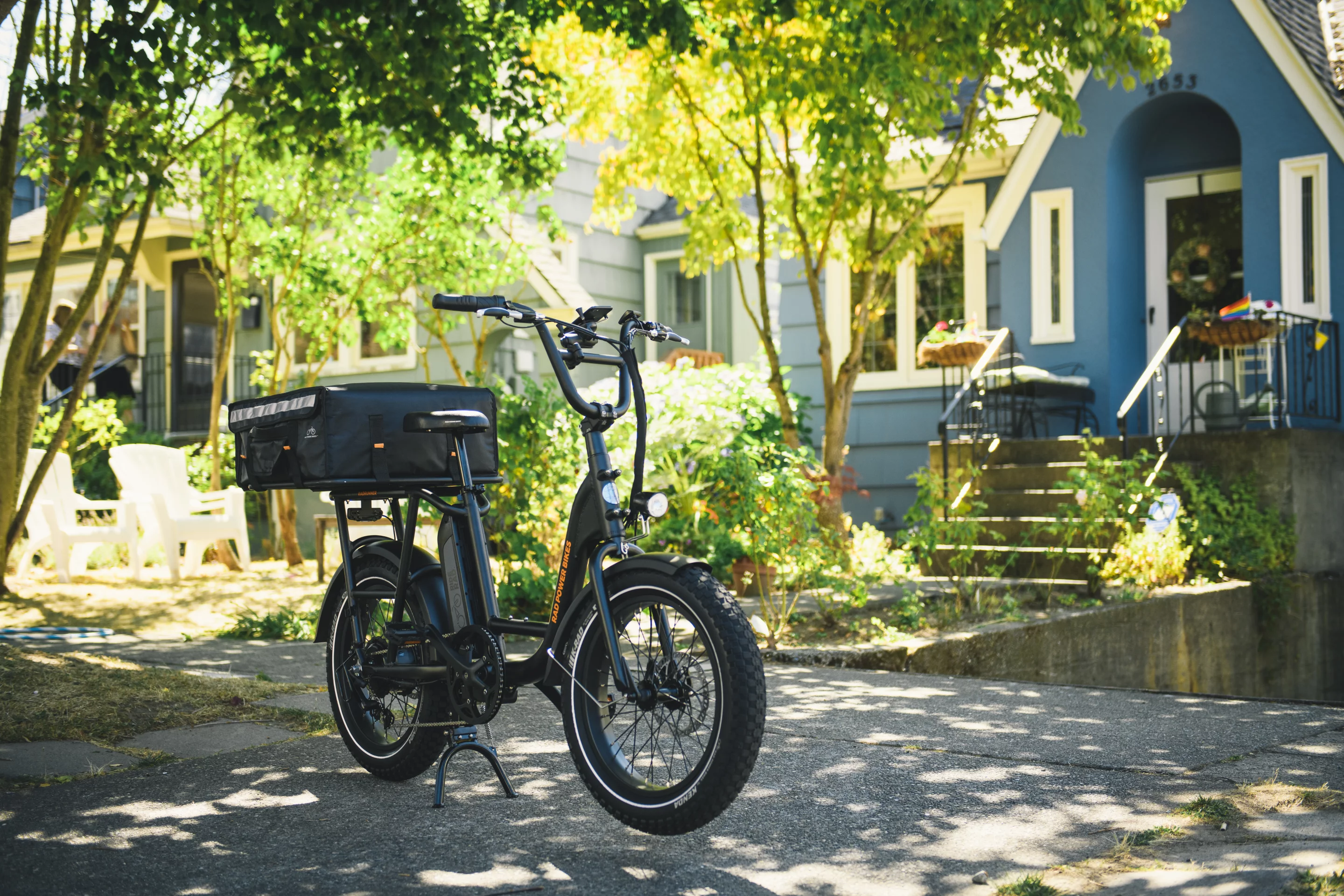 Front, rear and brake lights are integrated as standard