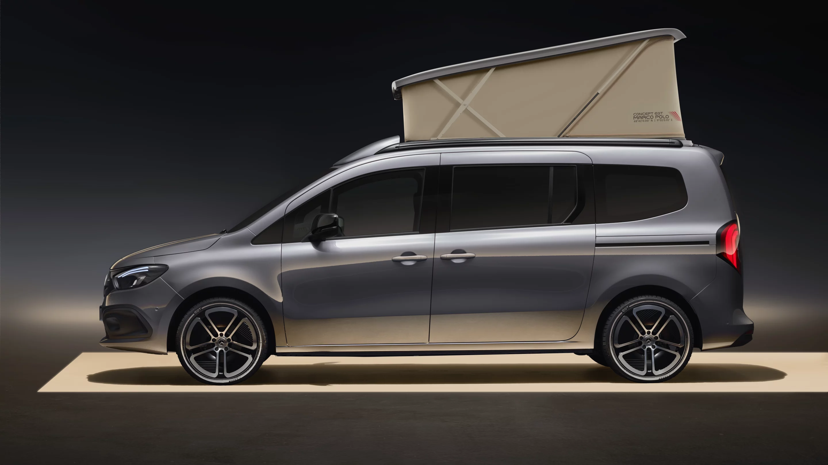 Unlike the Marco Polo Module, the Concept EQT Marco Polo van has a pop-up sleeper roof