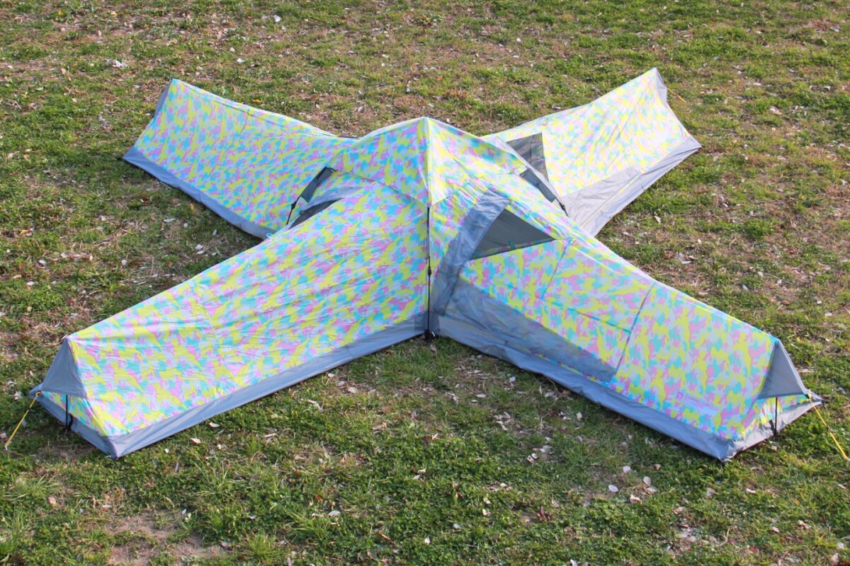 CrazyX tent dwellers meet in the middle