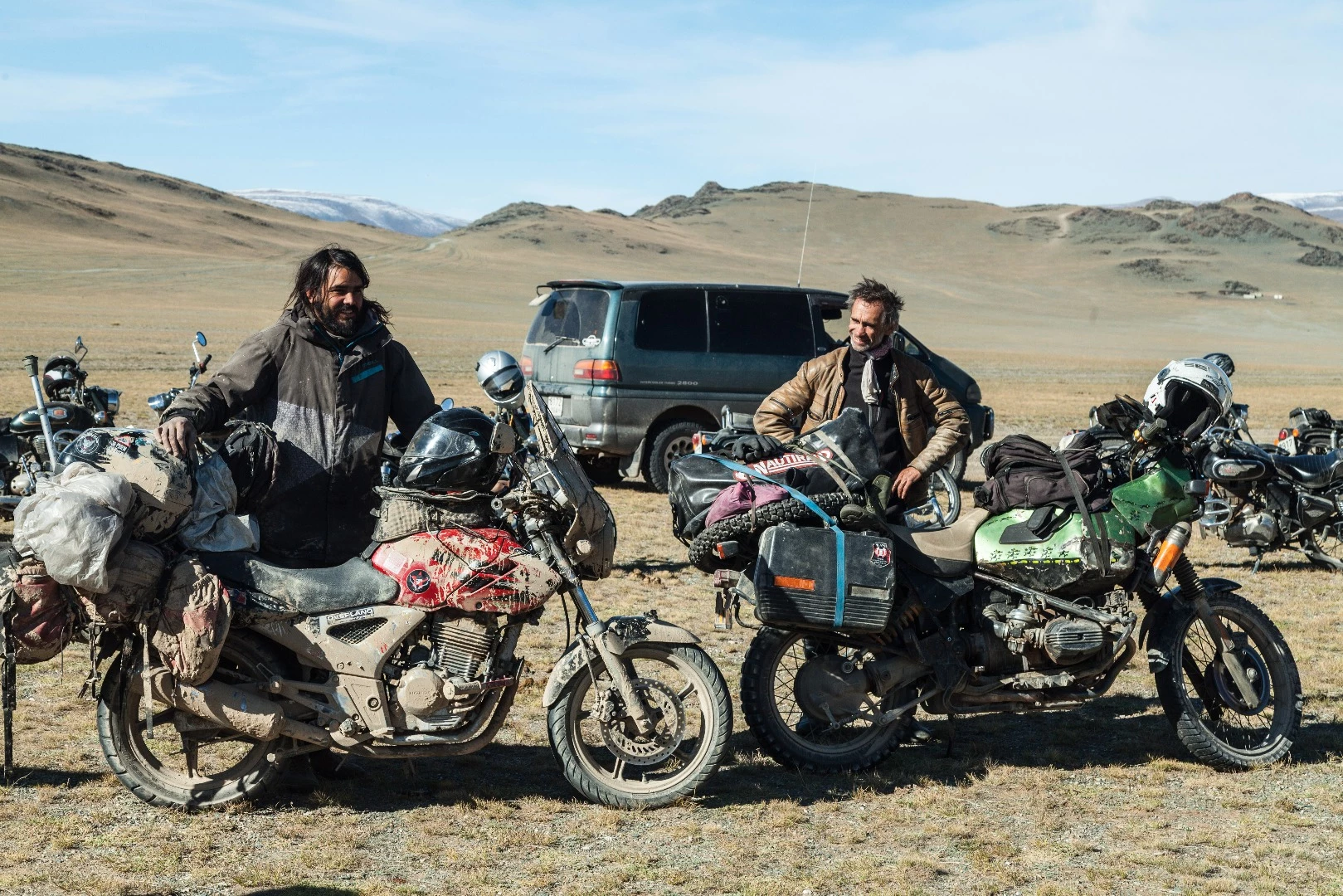 Solo travellers Luc and Federico join the group for the last few days. Federico has brought a Honda CBX250 from Argentina, Luc has ridden a GS1100 BMW from France.