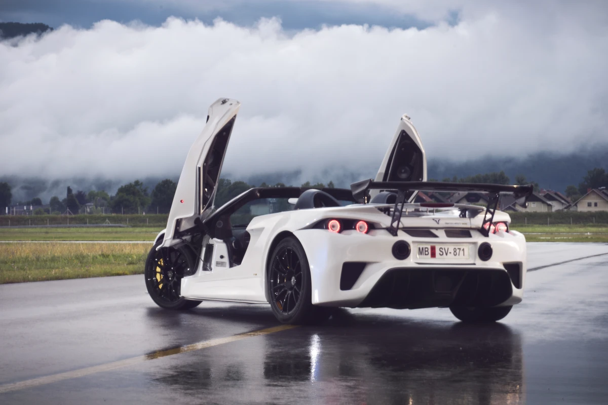 The Renovatio T500 is outfitted with scissor doors