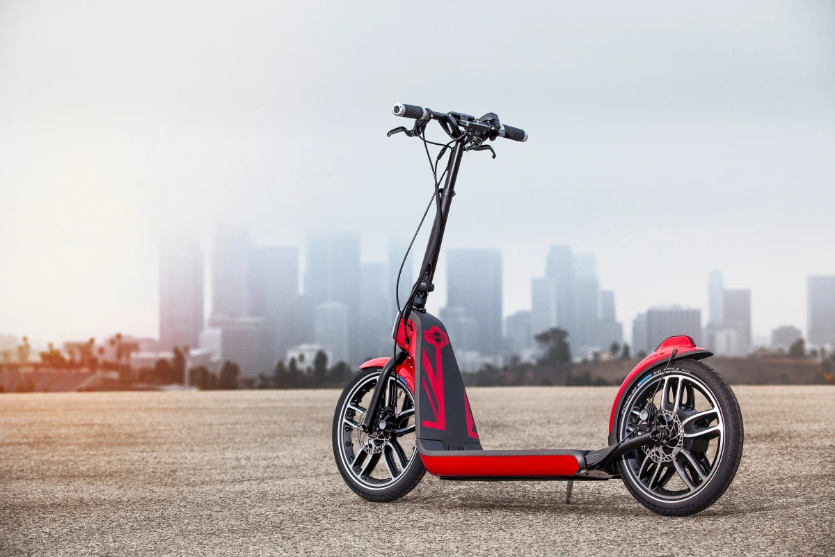BMW's Mini CitySurfer folding electric vehicle concept boasts a top speed of 25 km/h (15 mph)