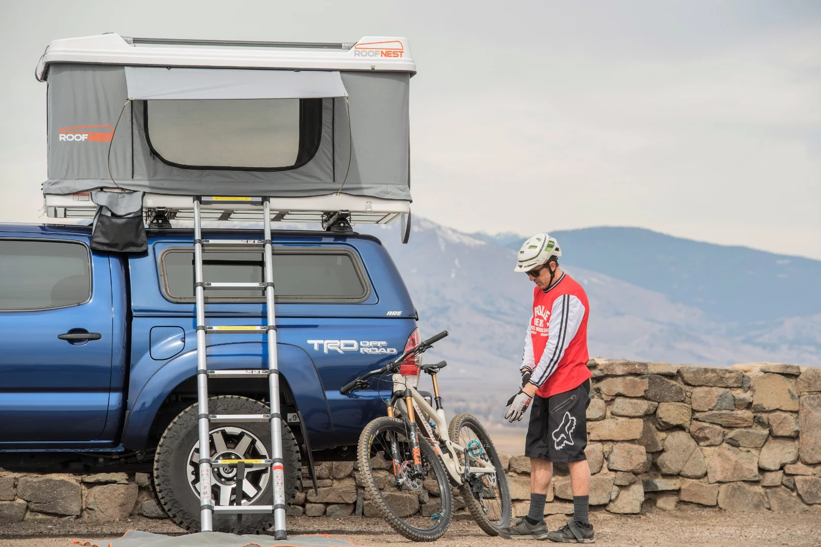 The Roofnest Sandpiper is an affordable way of turning your car into a gear-hauling RV, perfect for a weekend or extended biking/camping trip