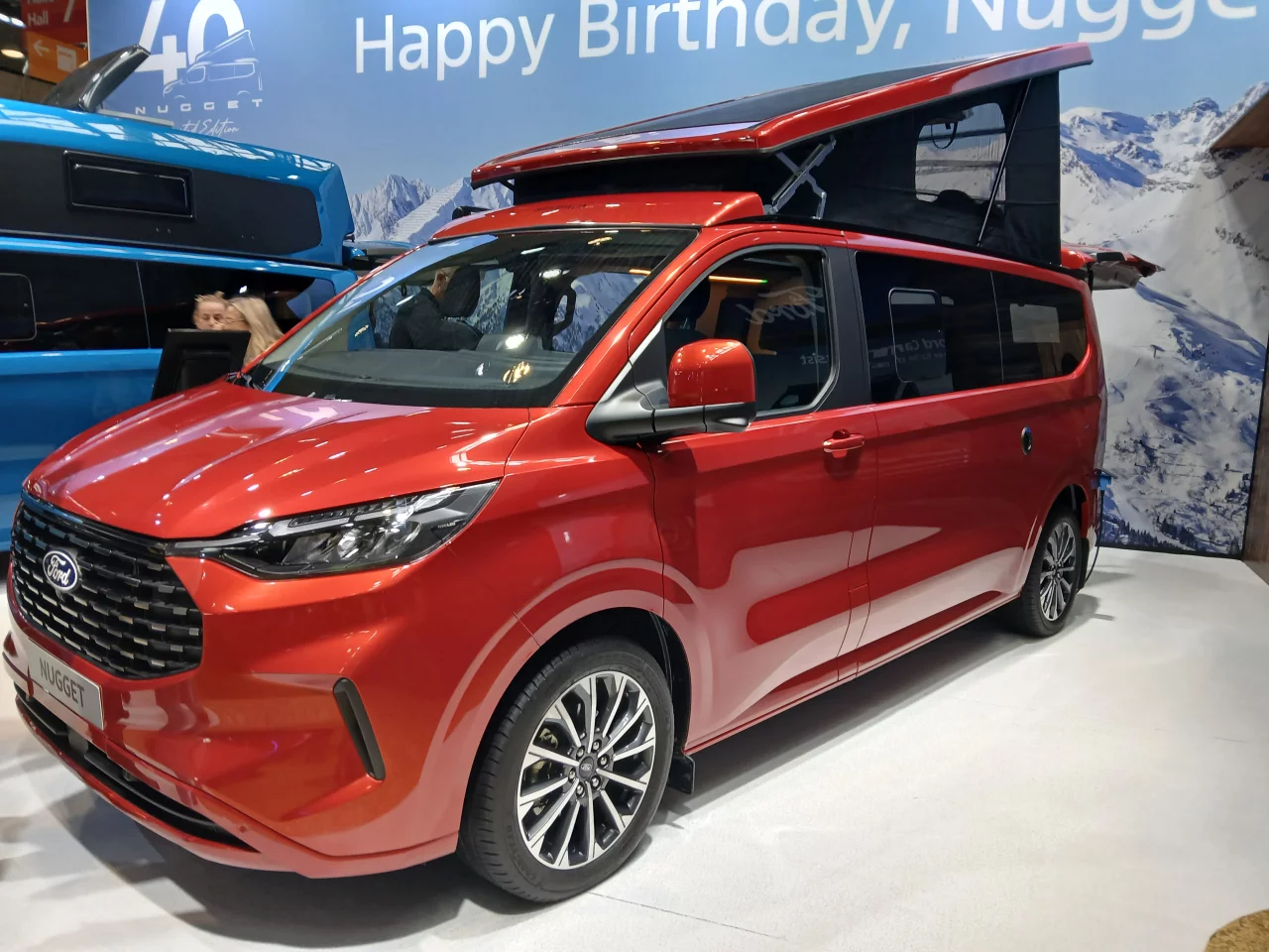 Ford shows its long-wheelbase Nugget pop-up camper van with rear