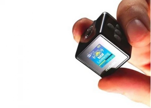 World’s Smallest Digital Audio Player with Color Display