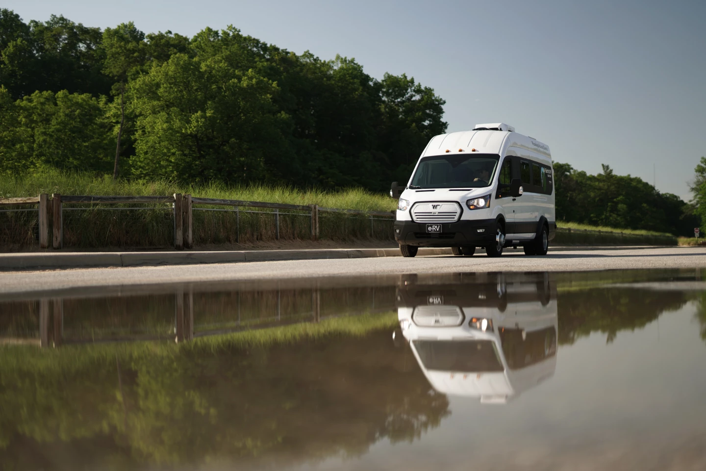 With an estimated range of 125 miles, the e-RV will take some time to tackle a trip of 1,000+ miles