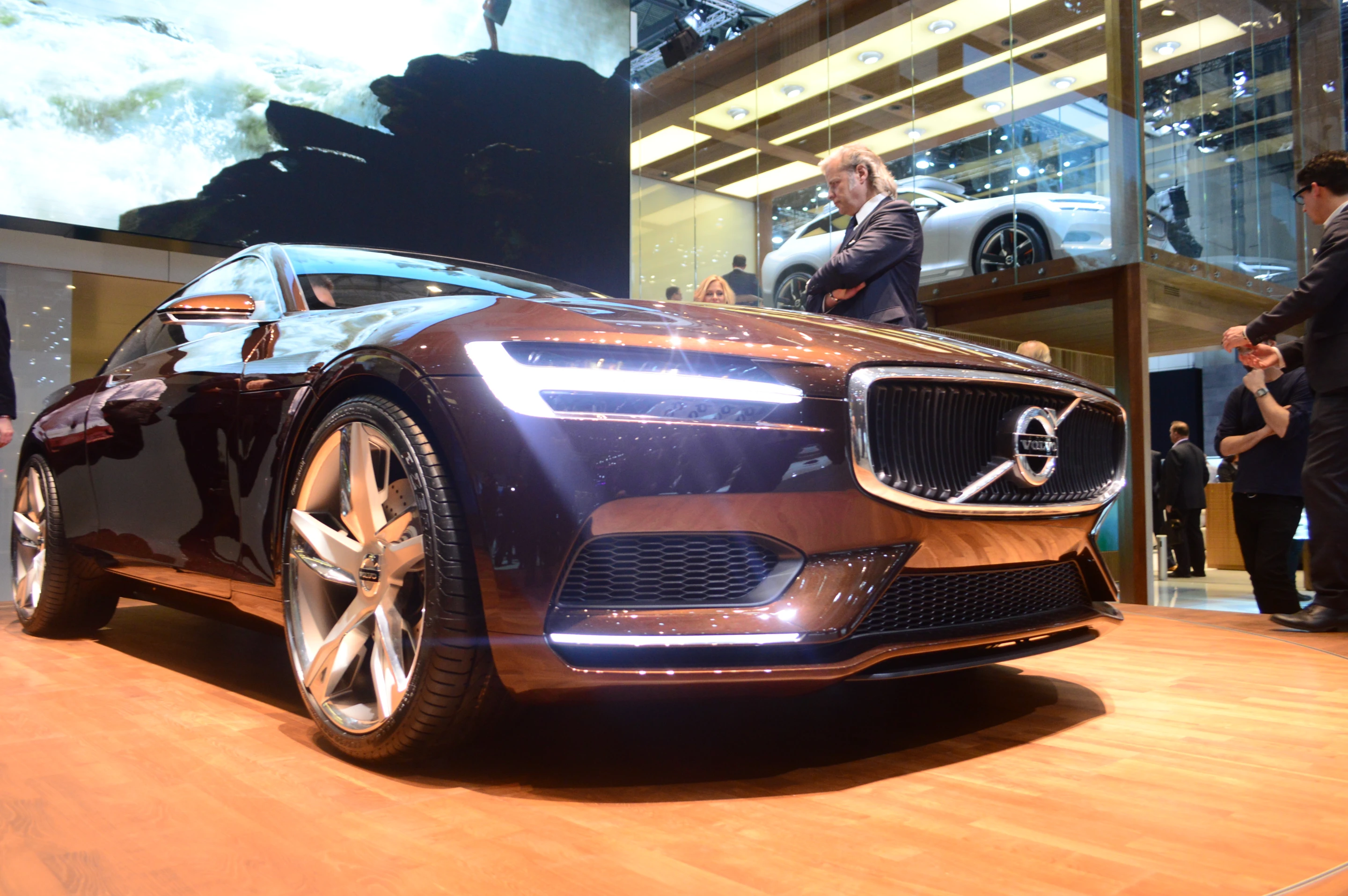 Volvo's Concept Estate, spied by Gizmag at the Geneva Auto Show
