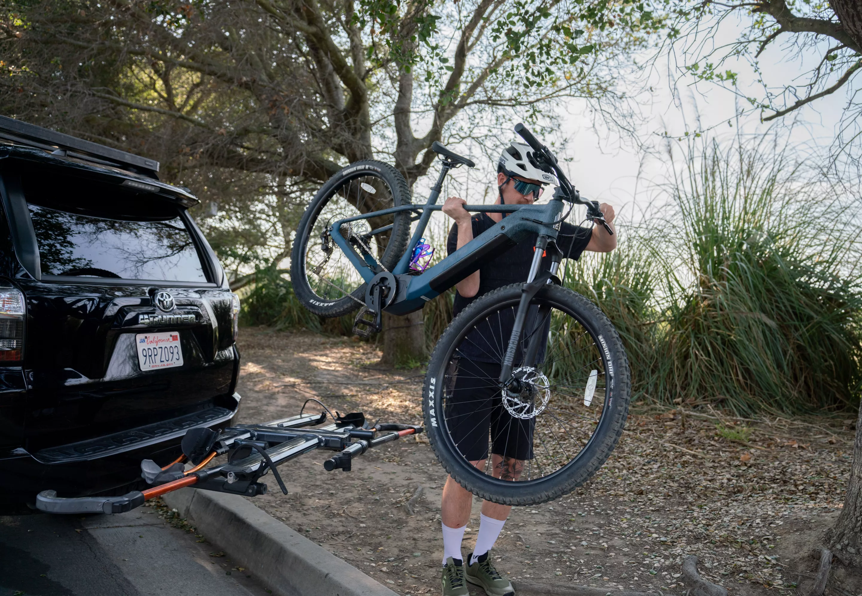 The TrailRush tips the scales at 57/58 lb