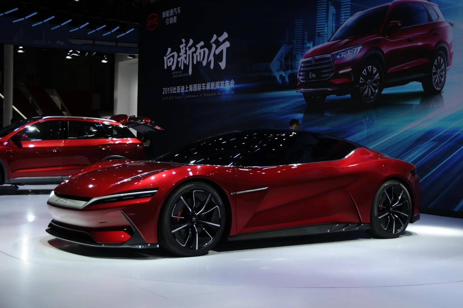 BYD doesn't offer too many specifics about the E-SEED GT concept, letting it stand as the company's "pinnacle of design"