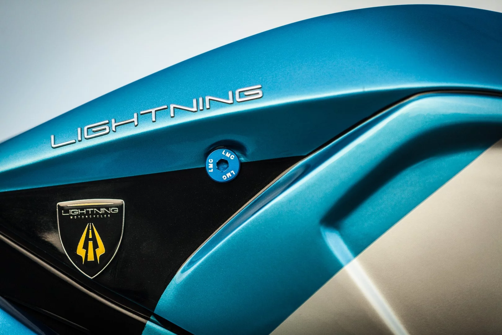 Lightning LS-218: bodywork, including this gorgeous tank, designed by Glynn Kerr.