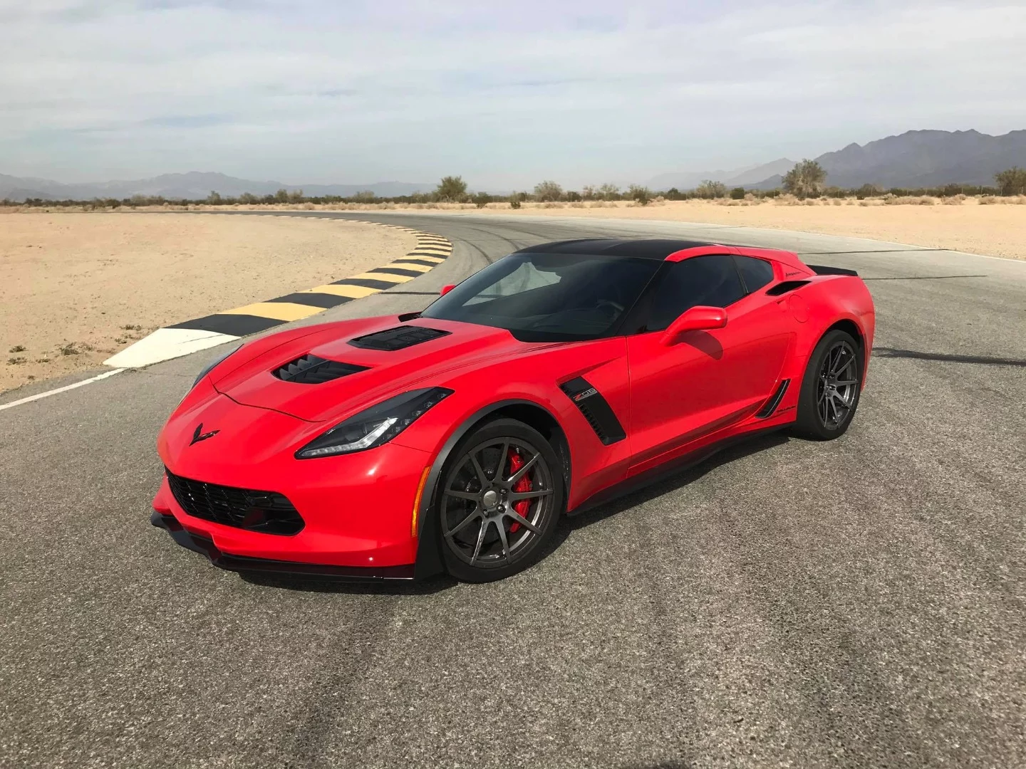 The AeroWagen adds a little junk to the Corvette's trunk