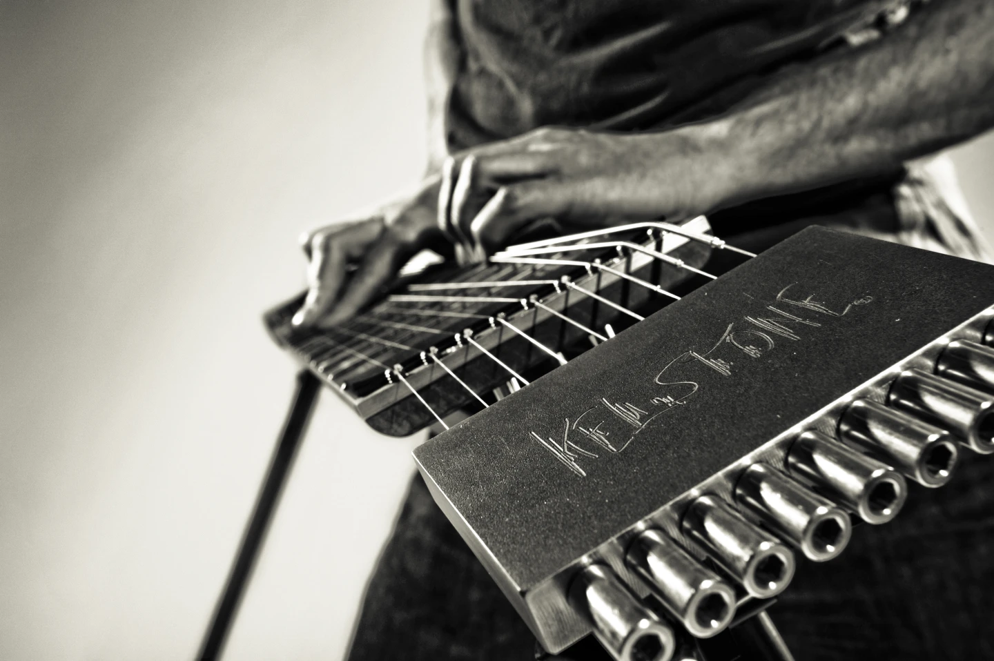 Not having to curl your fist around the neck also offers players the kind of note span used to great effect by the likes of Jeff Healey