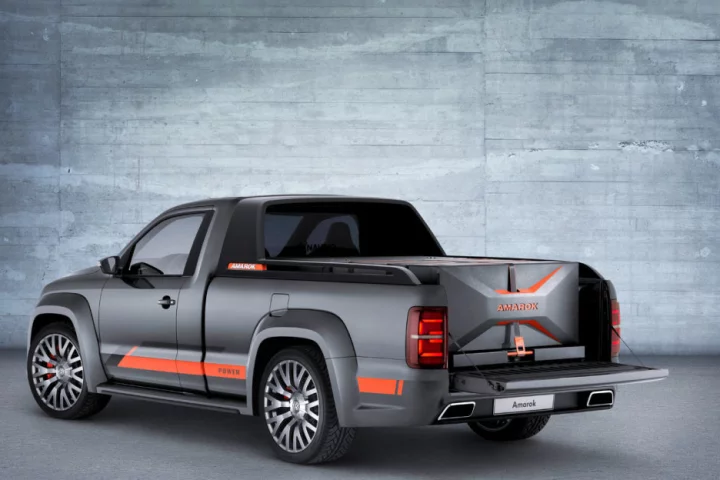 The audio package packs neatly into the Amarok's cargo bed
