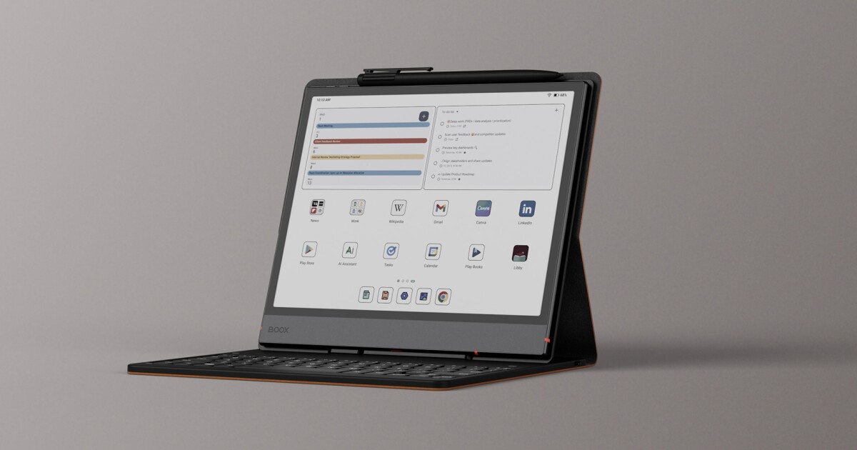Color ePaper transforms into mobile workstation