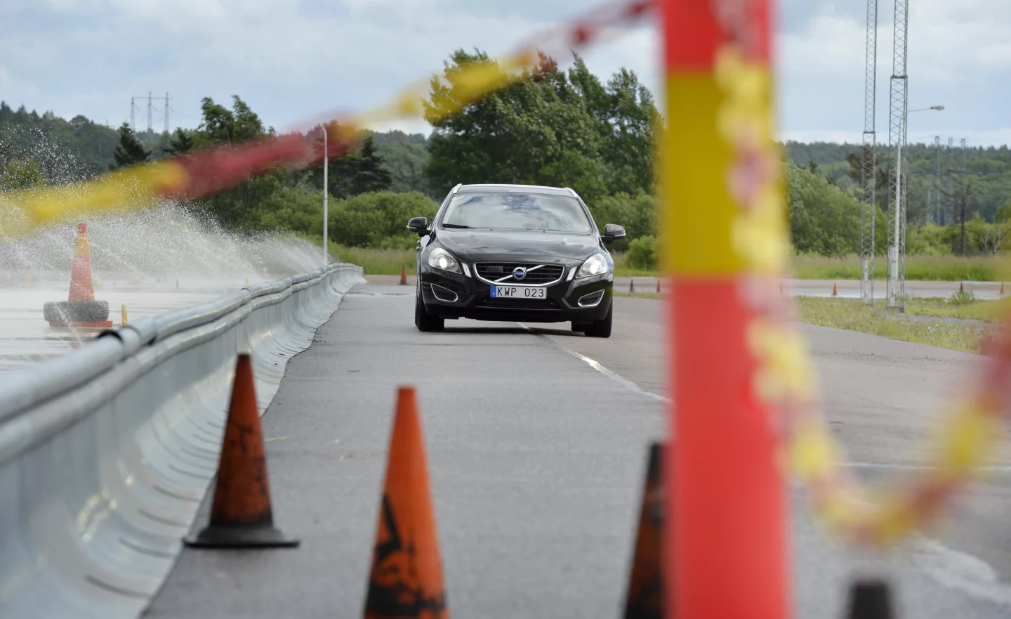 Volvo's road edge and barrier detection system at work