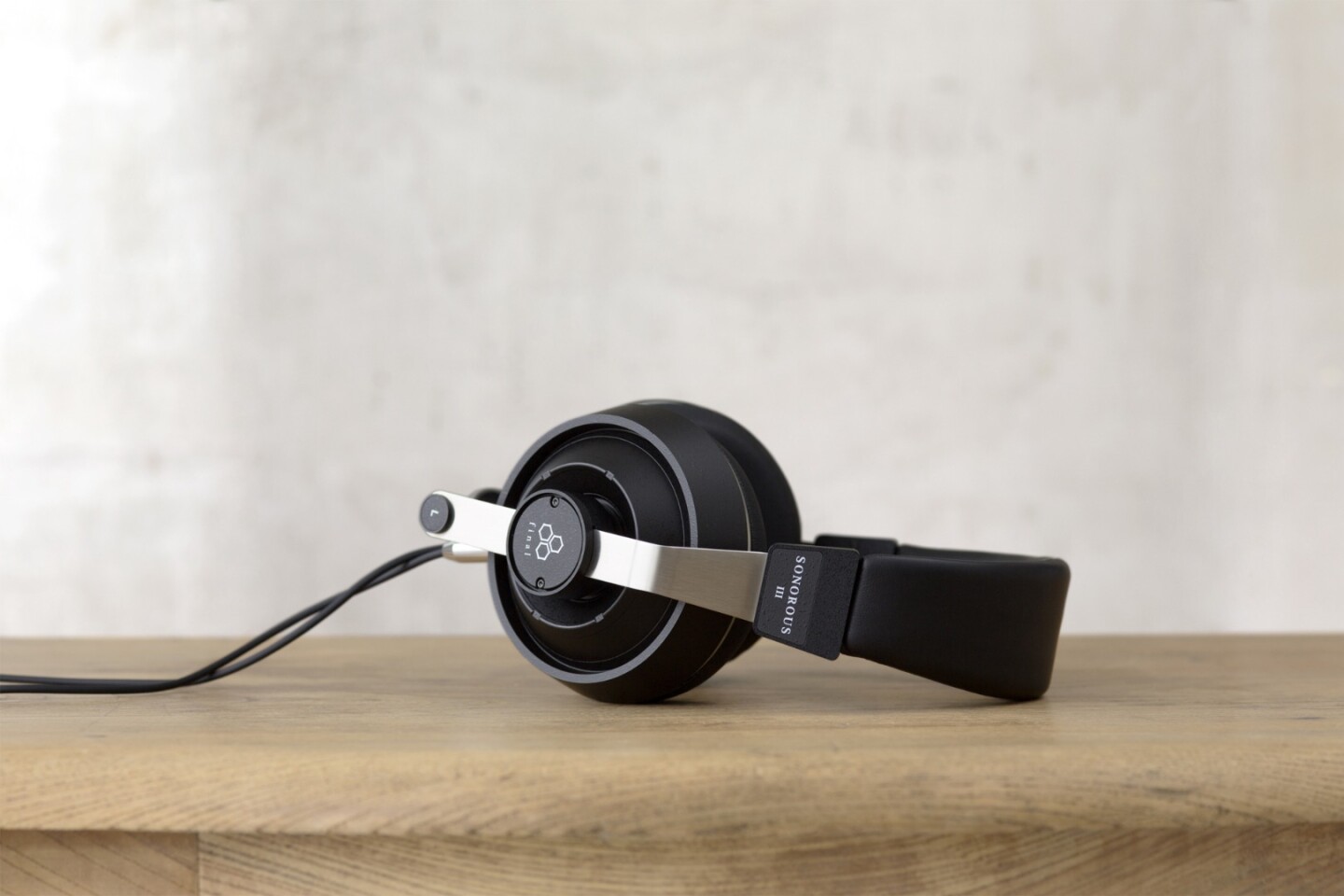 The Sonorous III headphones should be suitable for use with mobile music sources, with 16 ohm impedance and 105 dB/mW sensitivity