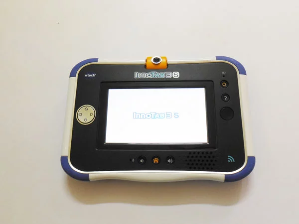 The Innotab 3S Plus makes it easy and fun for children to stay connected with their parents throughout the day with Vtech's proprietary KidConnect software (Photo: Lakshmi Sandhana/Gizmag)