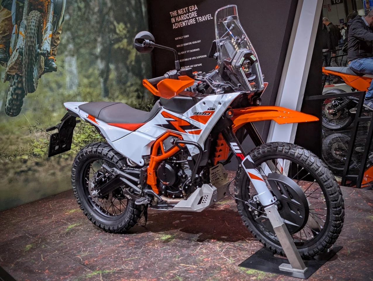 KTM released a gorgeous, updated 390 Adventure at EICMA last week