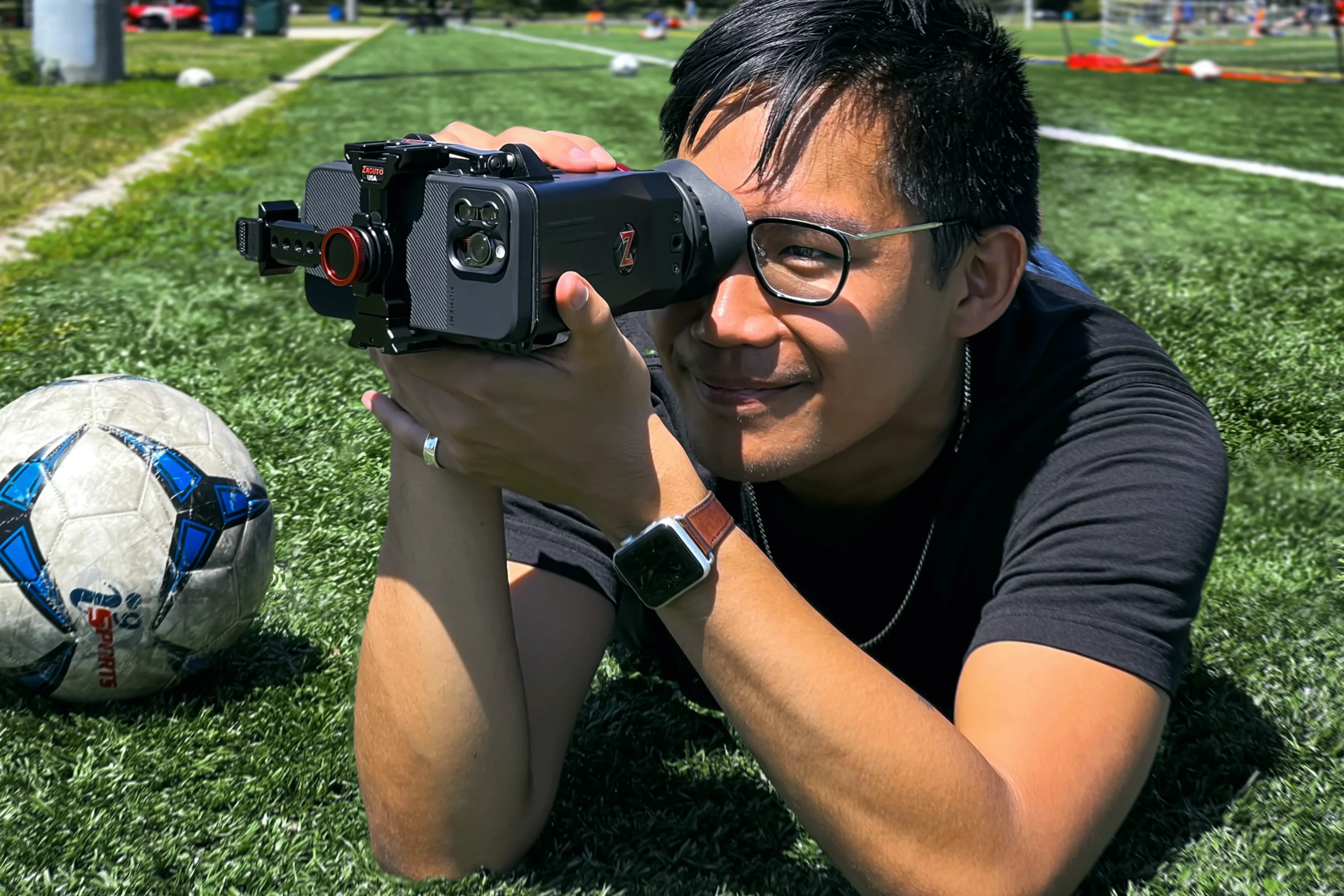 The Zacuto Smart Z-Finder is presently on Kickstarter