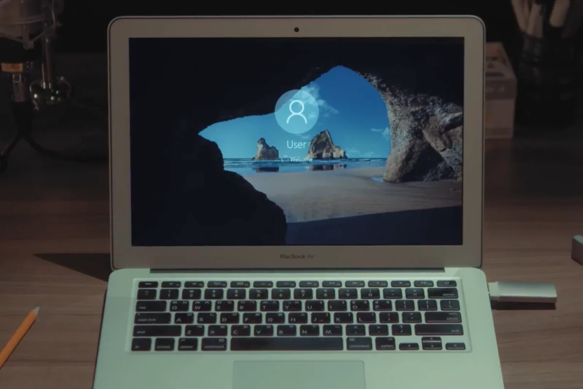 SuperSpeedBlazer boots Windows 10 on a Mac in around 10 seconds