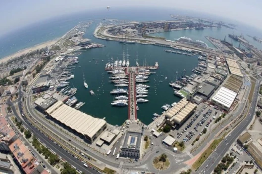 Port America's Cup.