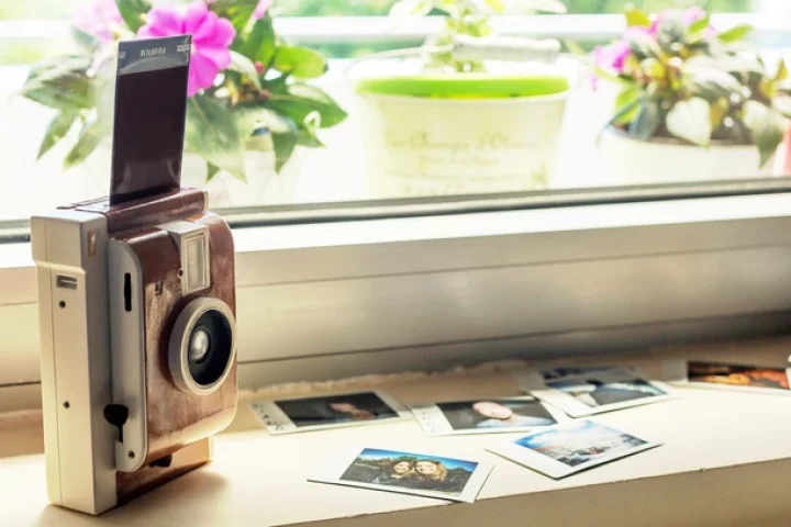 The Lomo'Instant provides the immediacy of instant photography and a little room for creativity